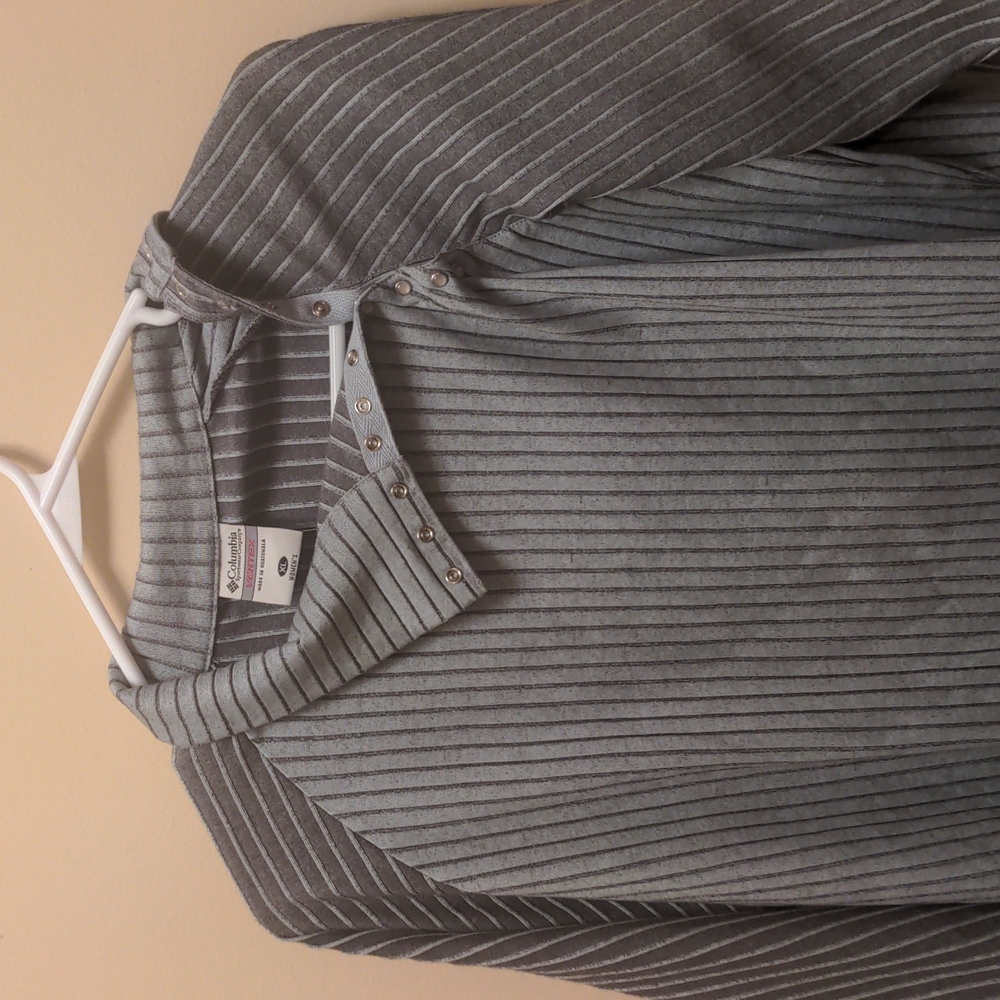 Women's Columbia pullover. Grey striped. Cotton / polyester blend. New with tags